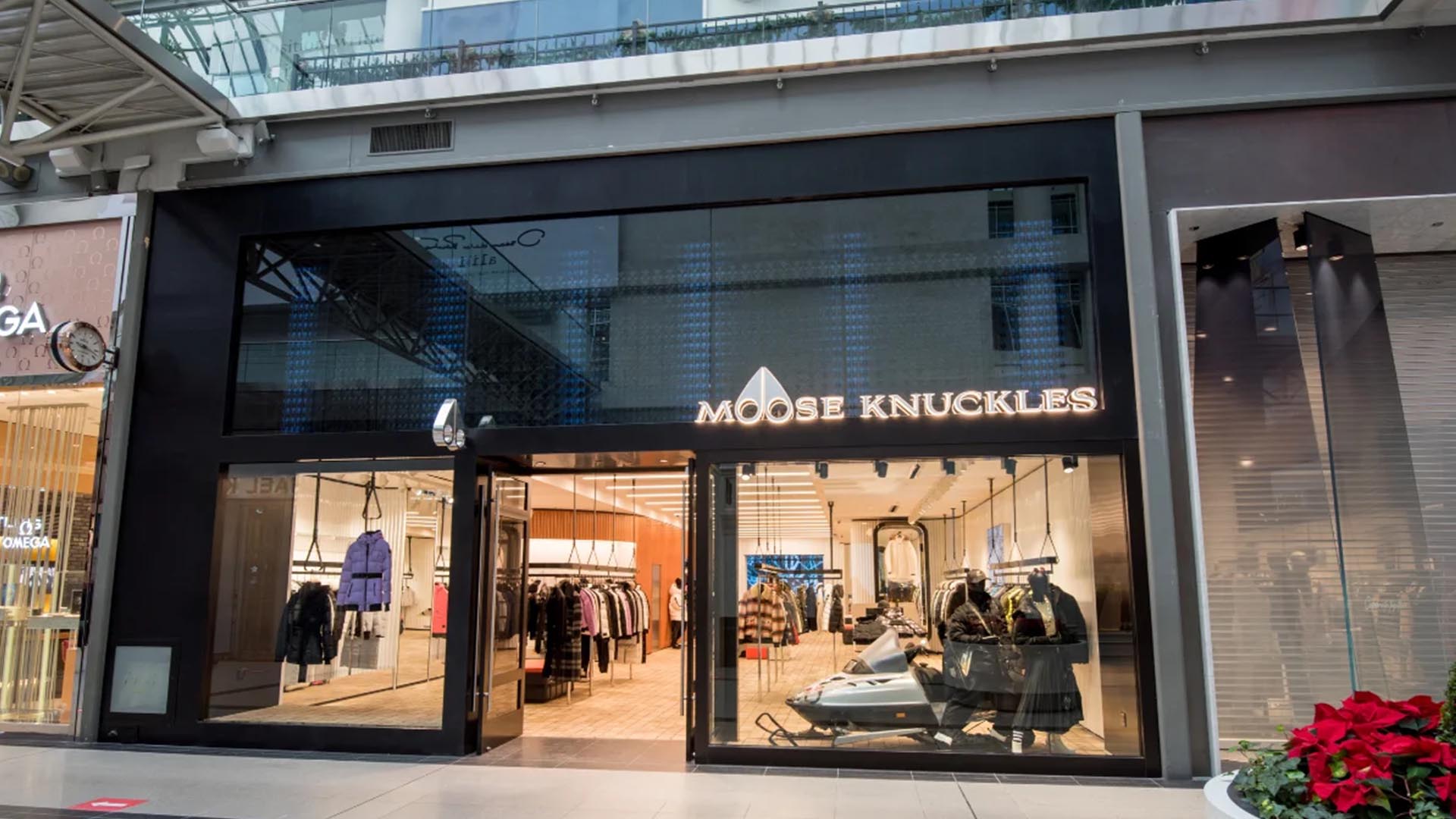 Moose Knuckles-Storefront_0000s_0000_Moose-Knuckles-CF-TEC.png